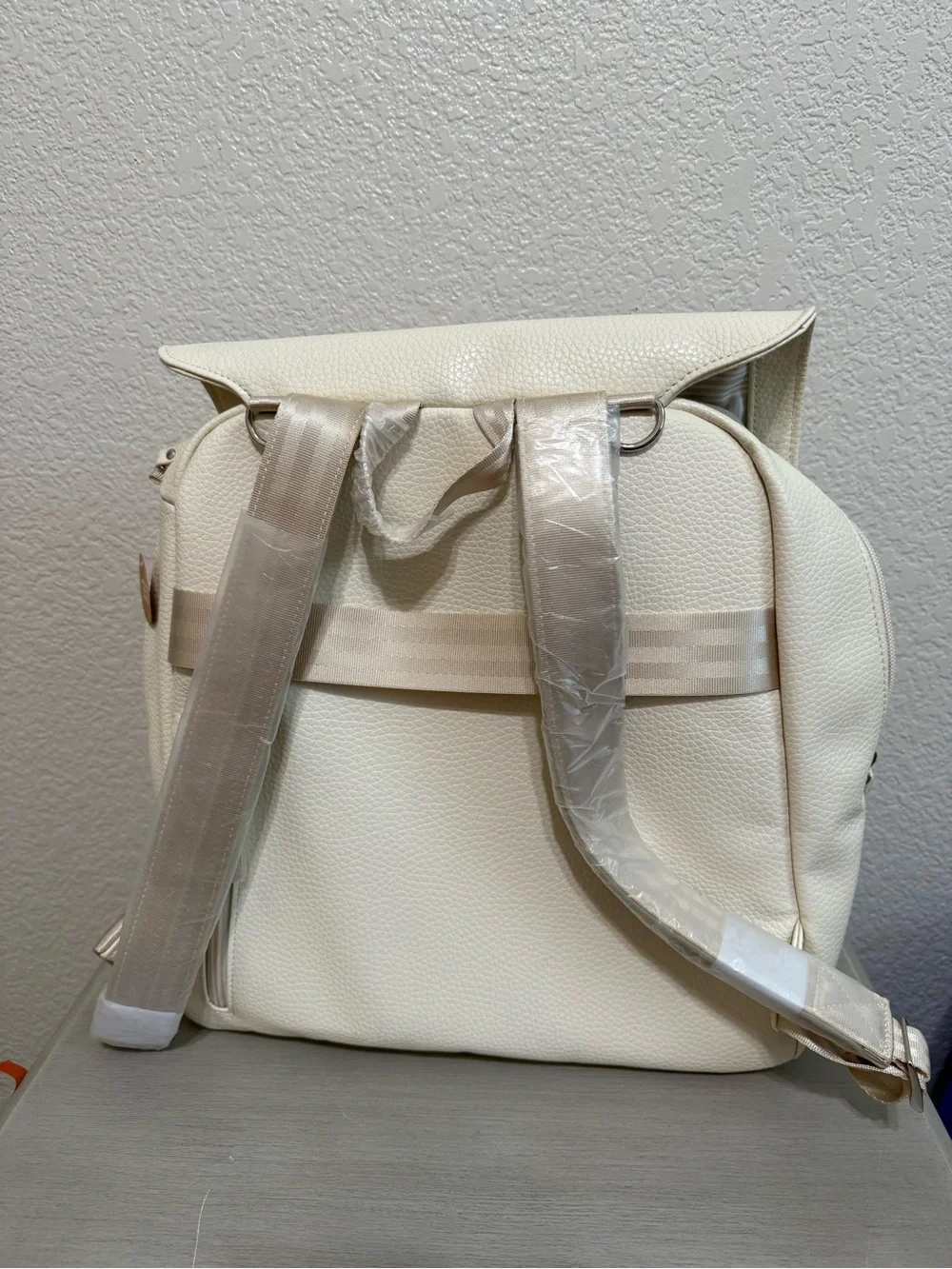 Petunia Pickle Bottom Meta Backpack Diaper Bag in Ivory NWOT